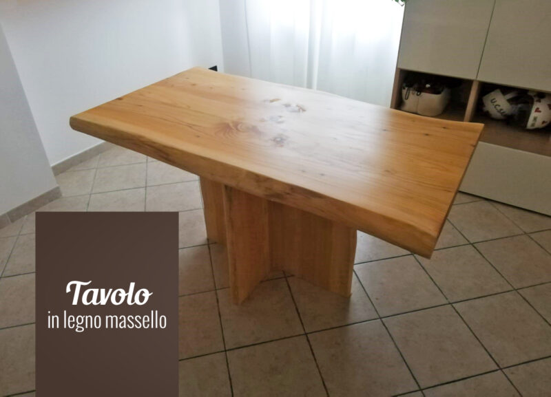 Tavolo in legno di cedro